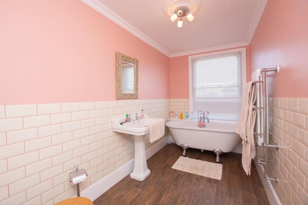 Stunning Large Victorian Maisonette With Sea View Deal Exterior foto