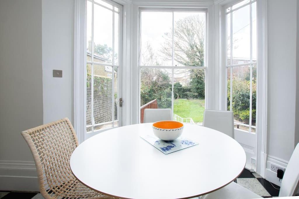 Stunning Large Victorian Maisonette With Sea View Deal Exterior foto